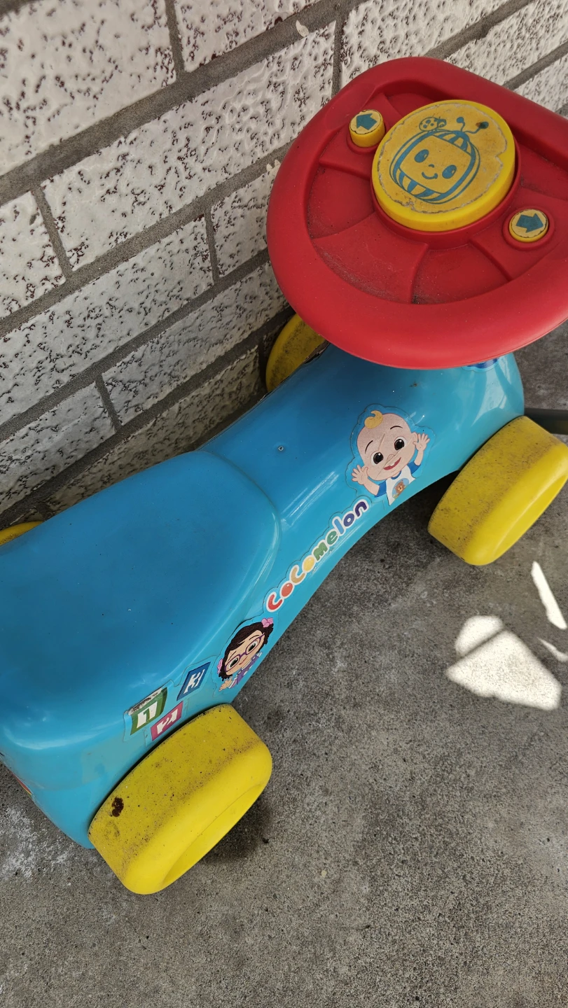 Kids scooter