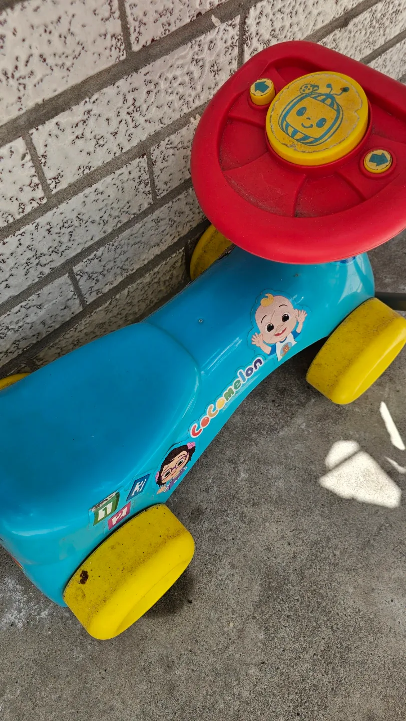 Kids scooter