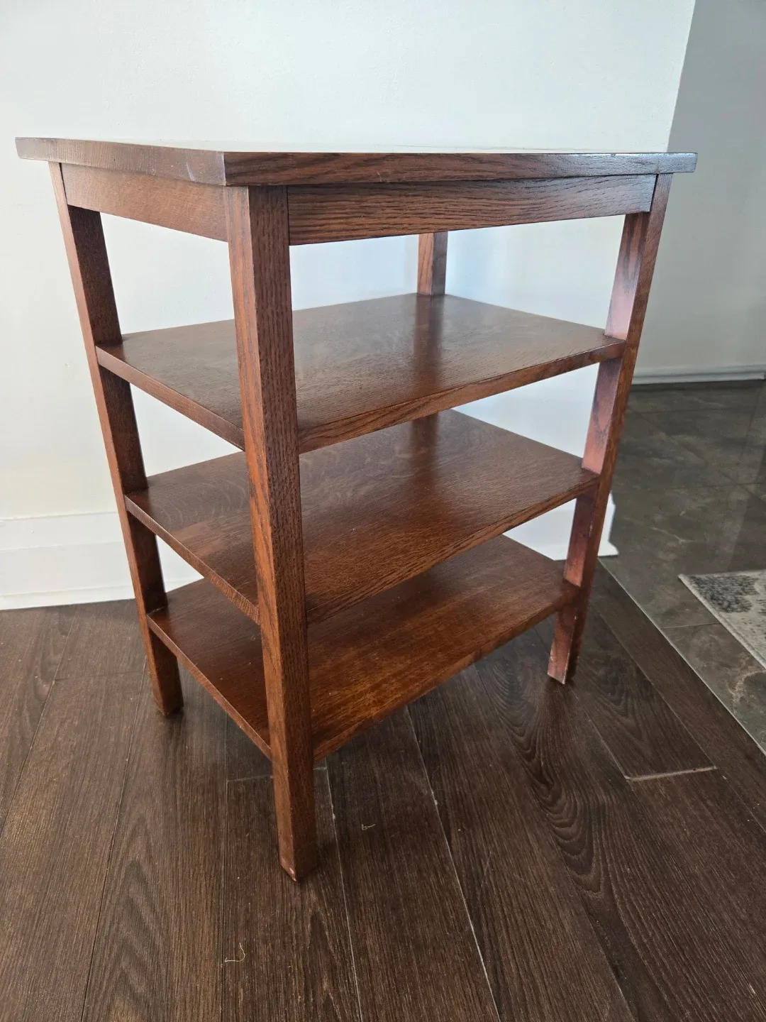 Stickley 4-Shelf End Table ⚽
