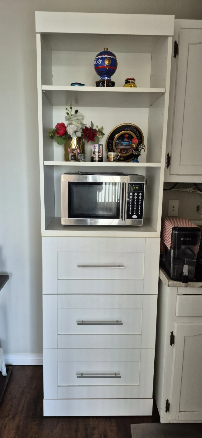 HomeSense White Bookshelf with  Drawers