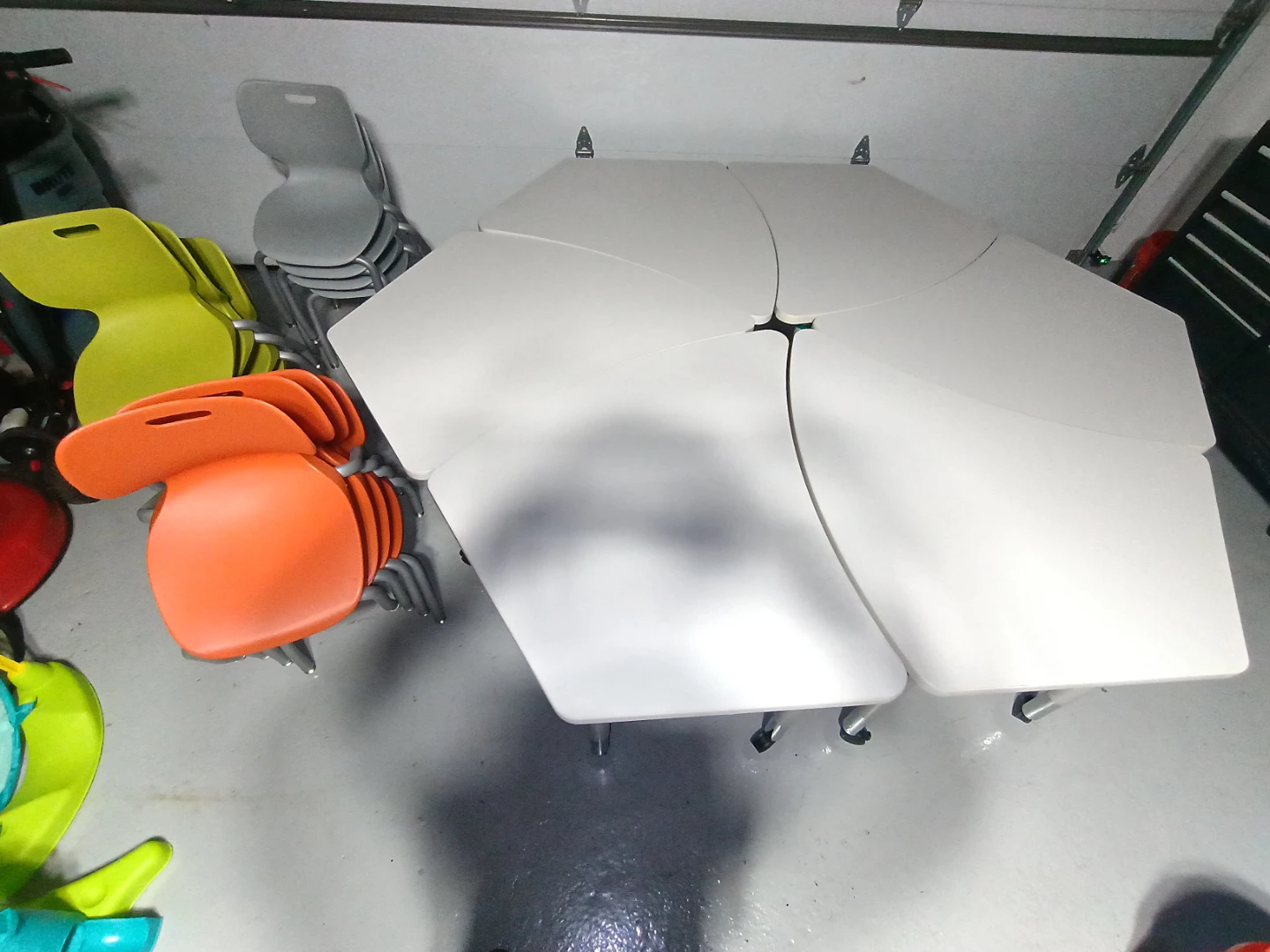 Modular Classroom Desks and Chairs