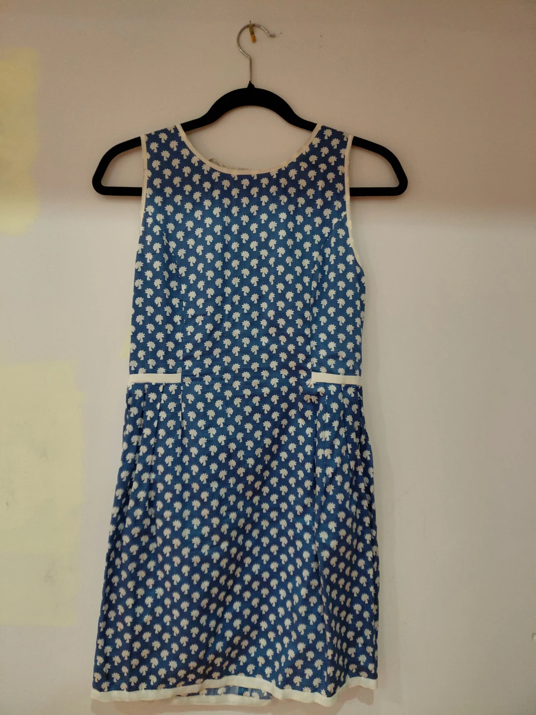 Women's Sleeveless Dress