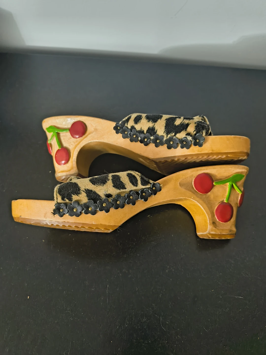 Vintage Lucky Lou wooden shoes. Rockabilly, pin up girl apparel