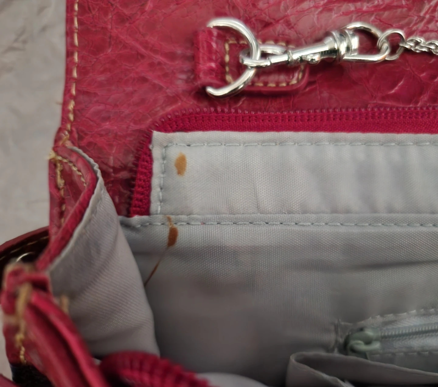 ⚽️ Red Clutch Purse with Chain - photo 5