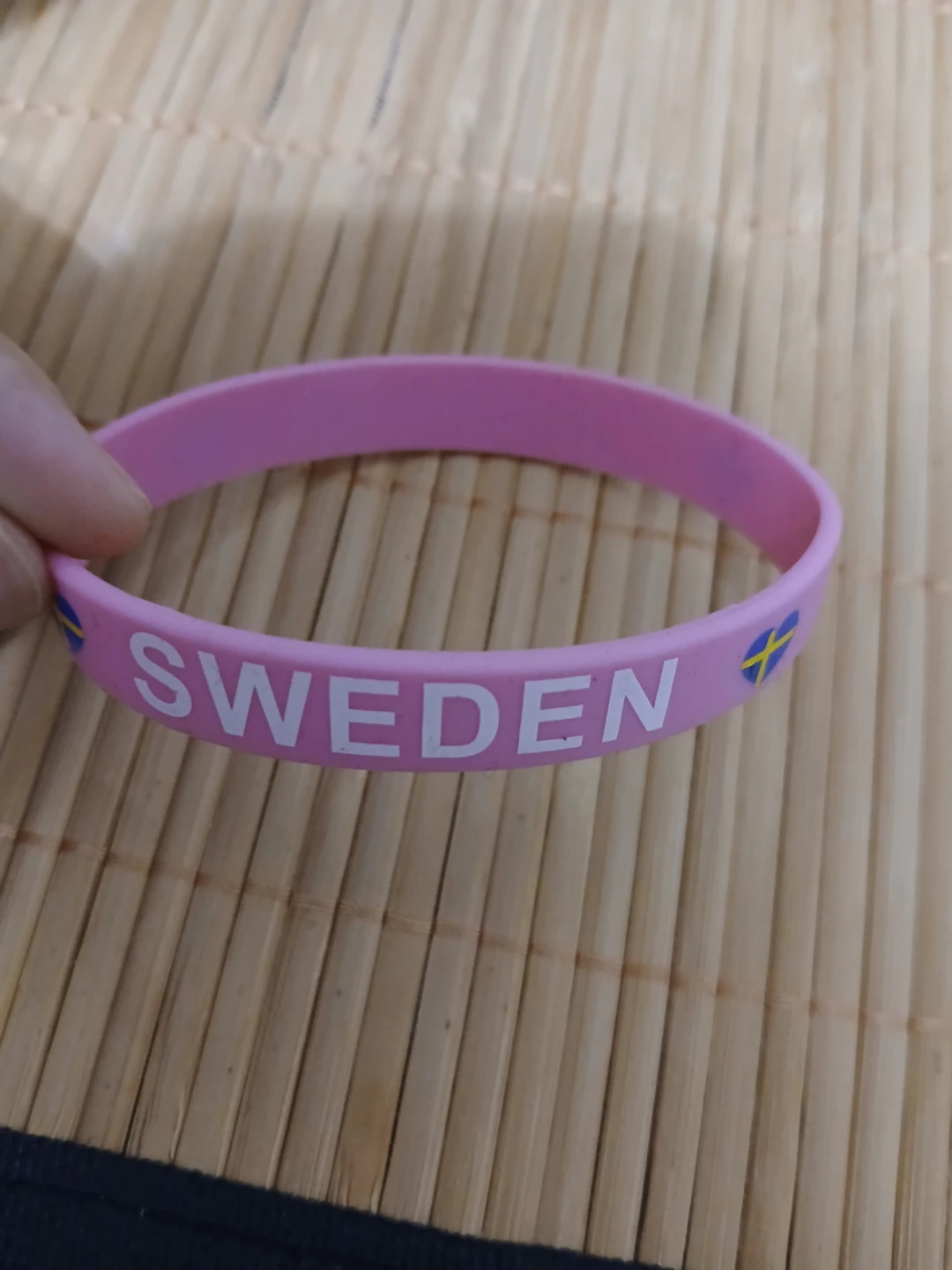 Pink Sweden Silicone Wristband Bracelet⚽