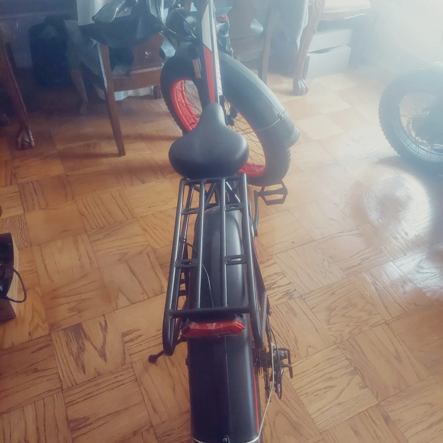 La vendo porque no tengo mucho espacio  y ya no lo nesesito