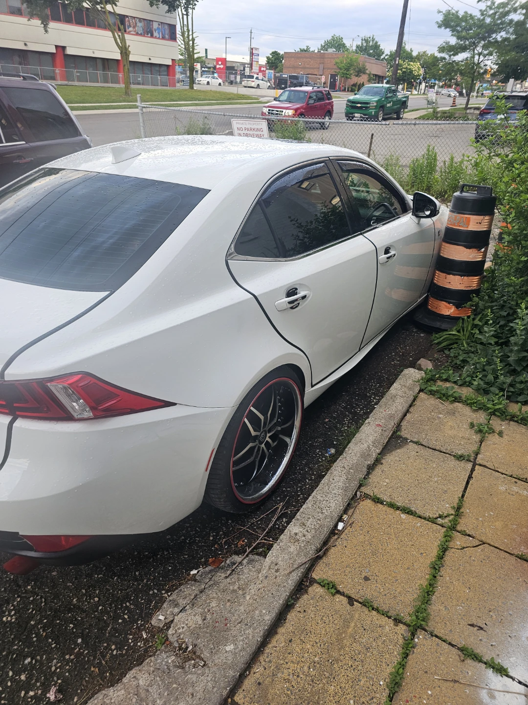 2015Lexus is250 - photo 2