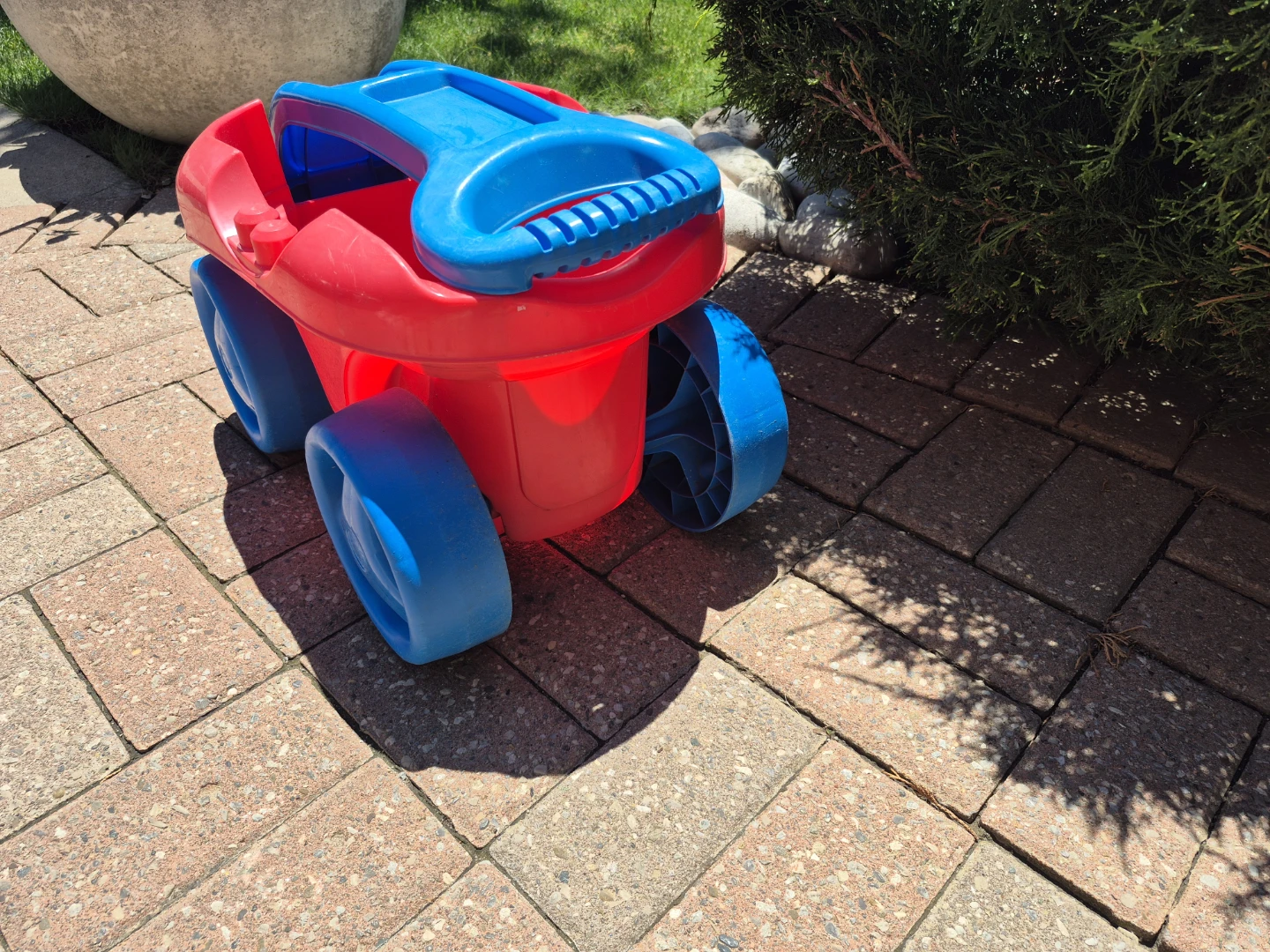 Little Tikes Red and Blue Toy Wagon - photo 2