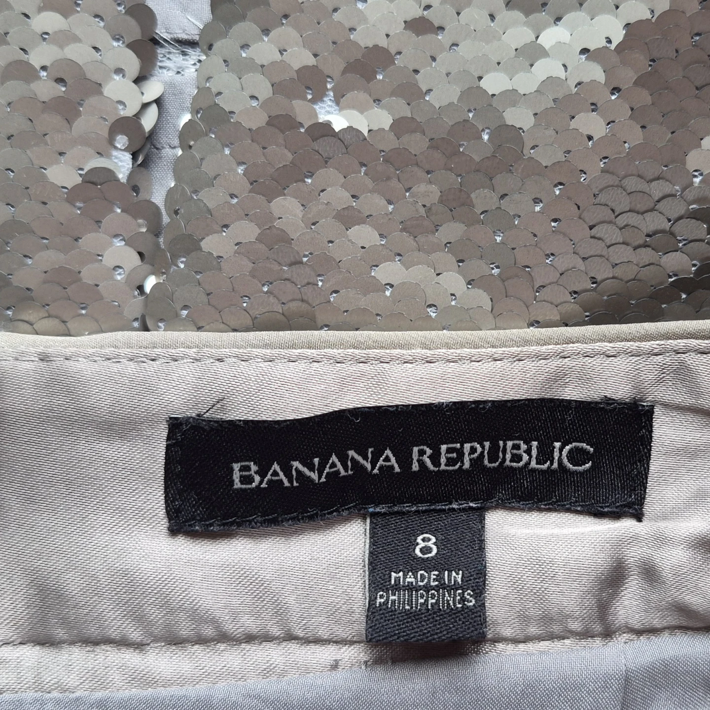 Banana Republic Silver Sequin Pencil Skirt Size 8 - photo 5