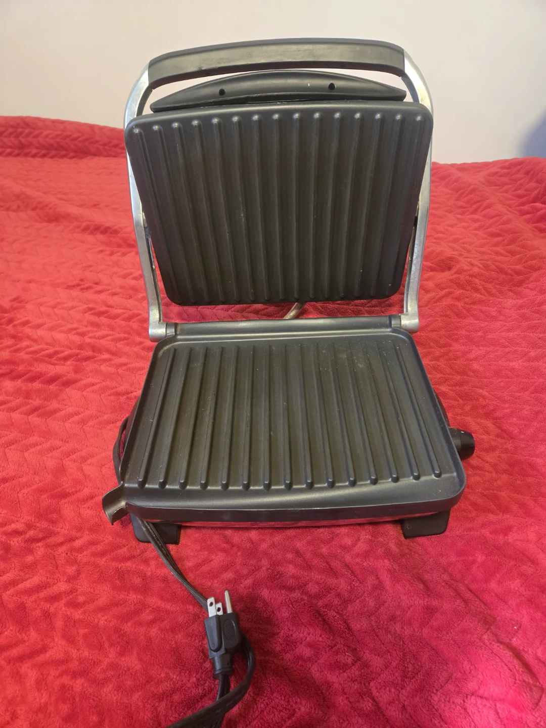 Hamilton Beach Electric Grill - photo 2