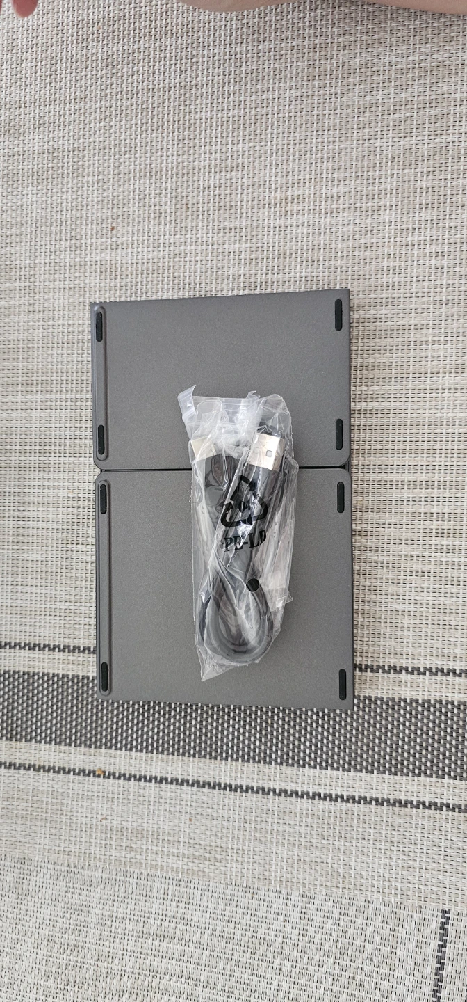 Folding Wireless Keyboard with Touchpad - photo 3