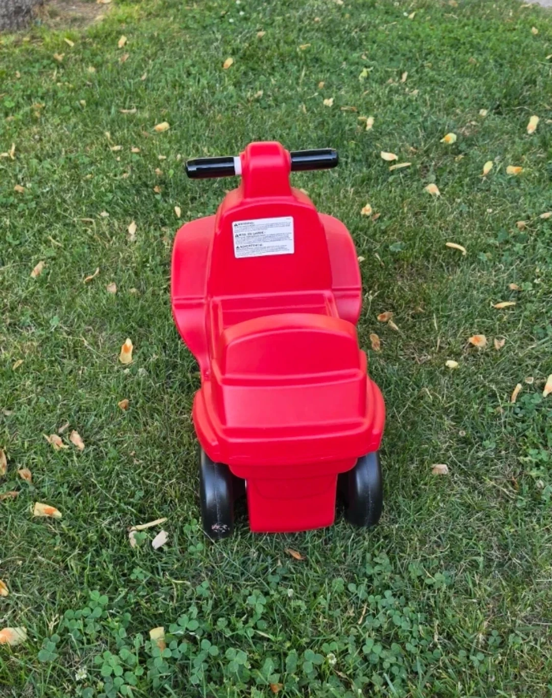 Red Step2 Ride-On Toy Car - photo 4