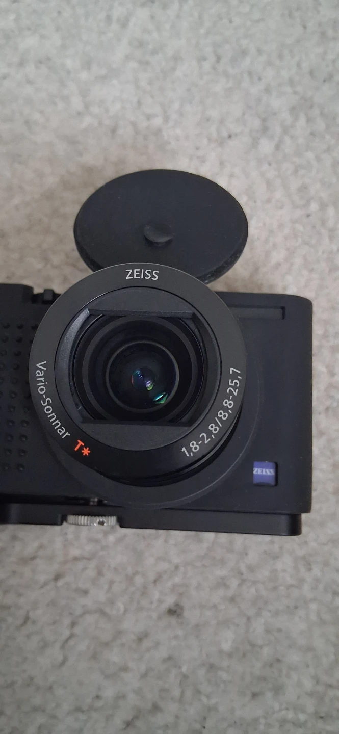 SONY RX100 M3 Lightweight Camera - photo 5