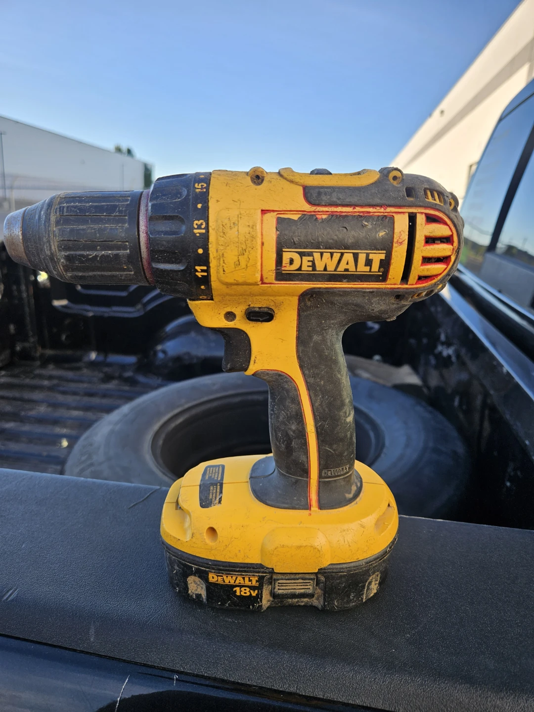 Dewalt Cordless Drill - photo 2