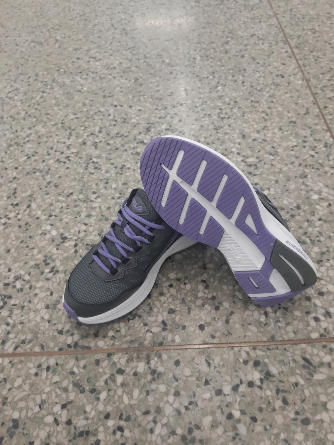 Fila Women's Running Shoes Size 7