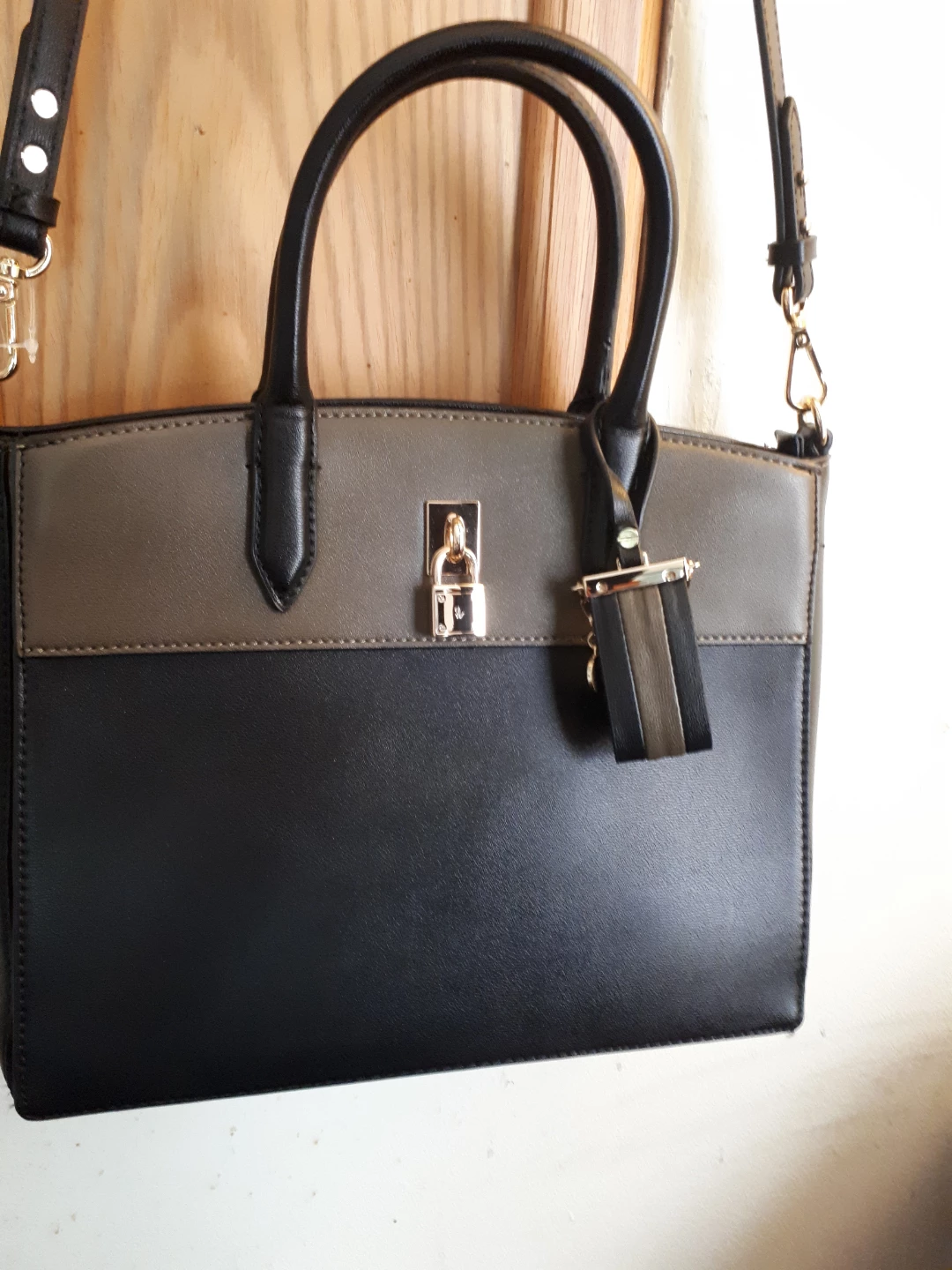 Brand new Nine West Satchel Handbag⚽️