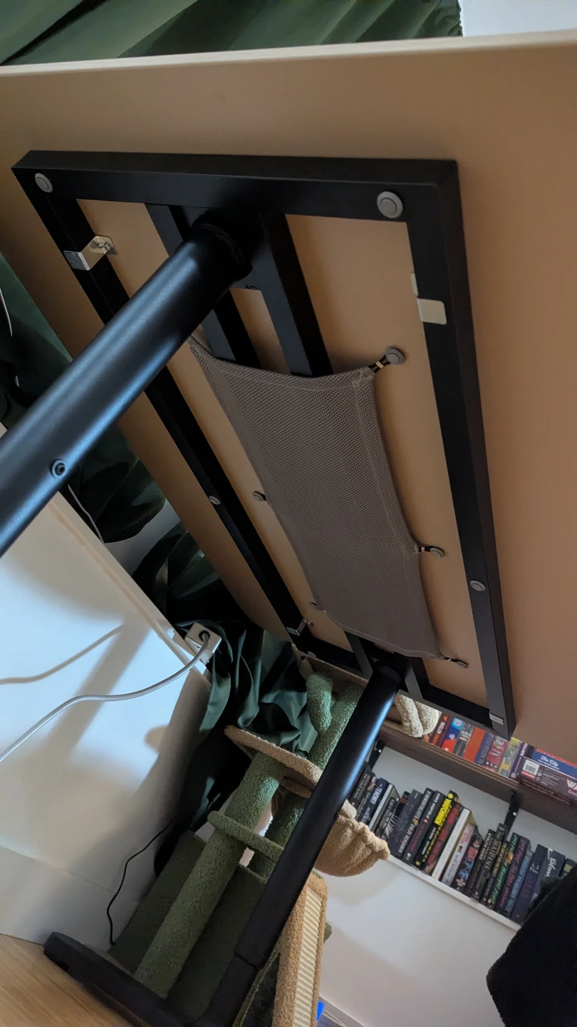 Ikea Bekant desk - photo 3