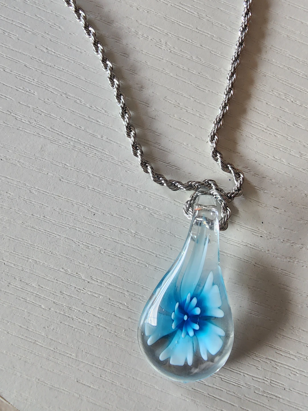 Glass Flower Pendant Necklace - photo 3