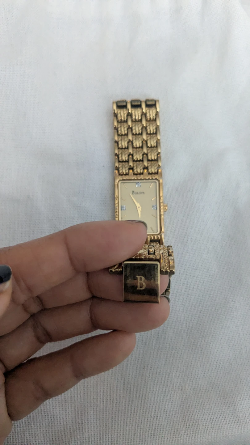 Bulova Quartz Watch - Gold Tone - photo 2