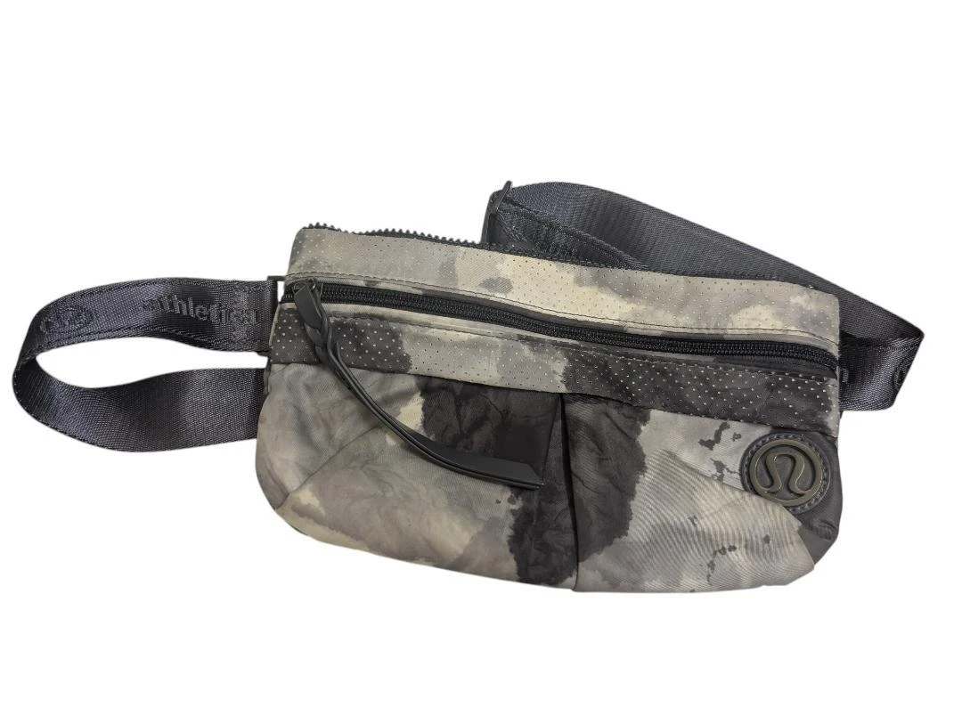 Lululemon Athletica Fanny Pack ⚽️
