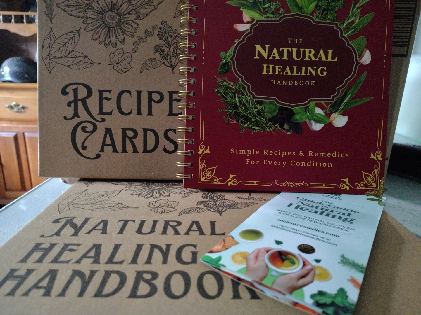 The Natural Healing Handbook & Recipe Cards