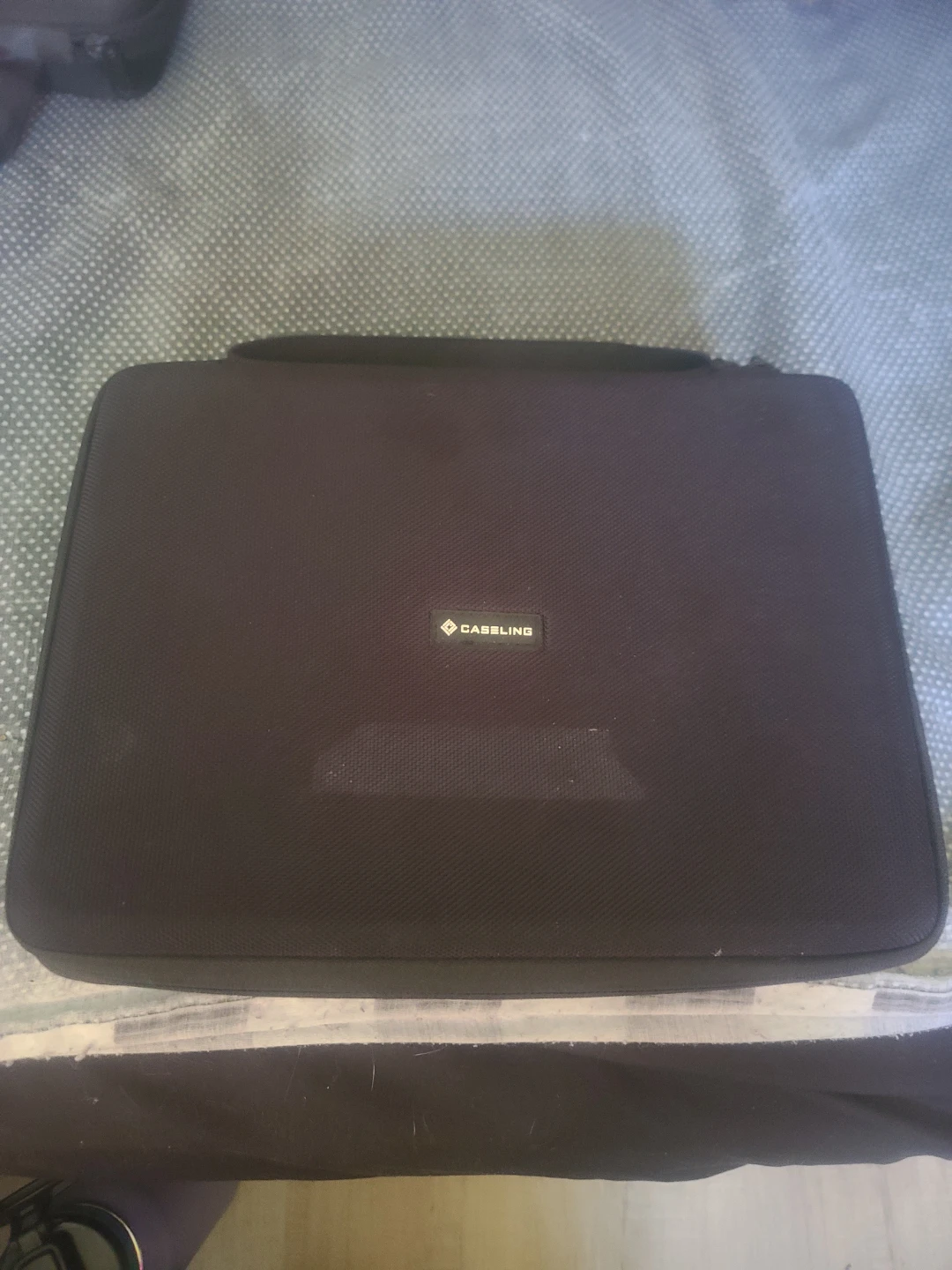 Cards Against Humanity Game with Case - photo 4