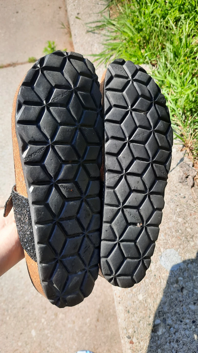 Grunland Black Sparkle Thong Sandals - photo 5