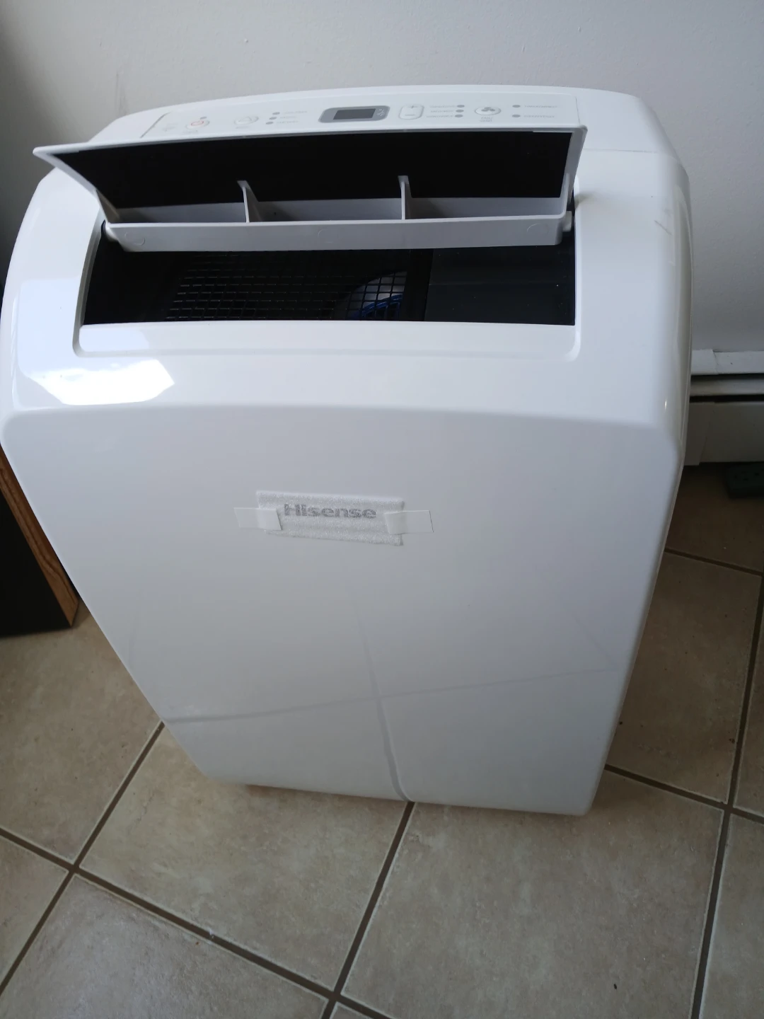 Hisense Portable Air Conditioner - photo 3