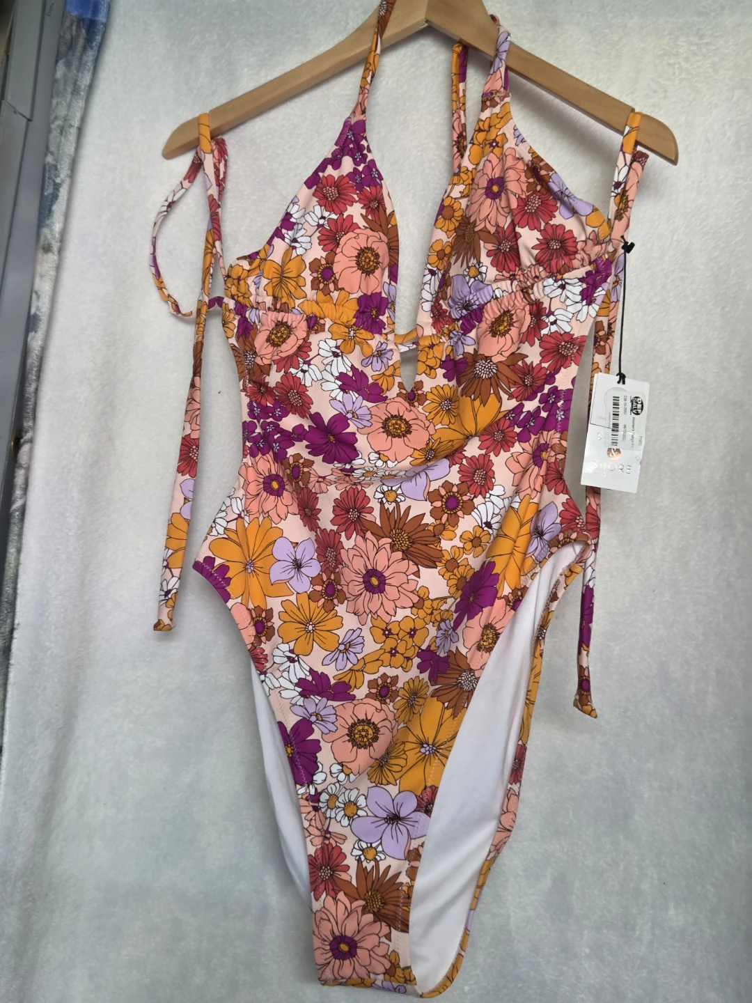 NWT Shade & Shore Plunge One-Piece Swimsuit Floral Size Large
