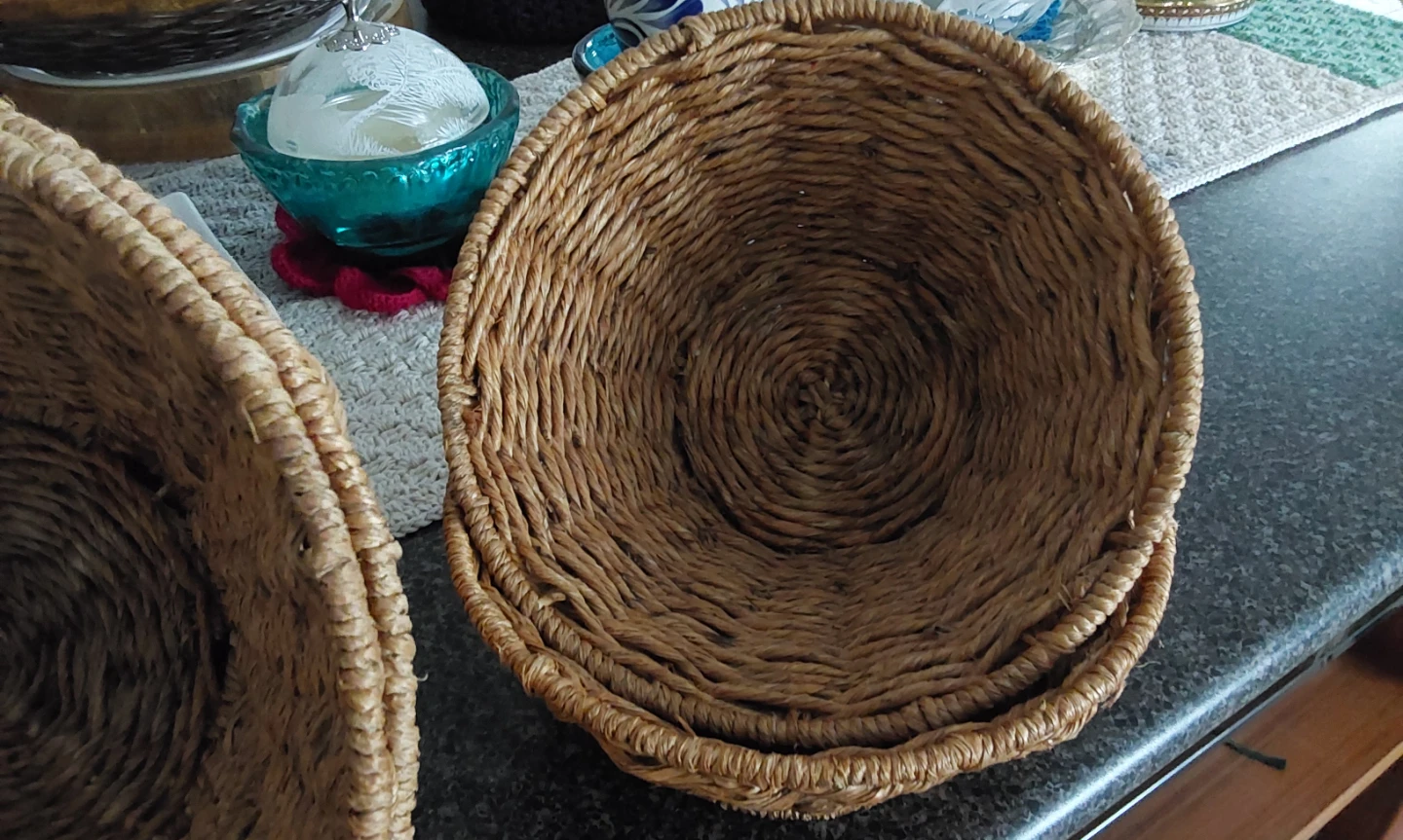 Woven Baskets Set 4
