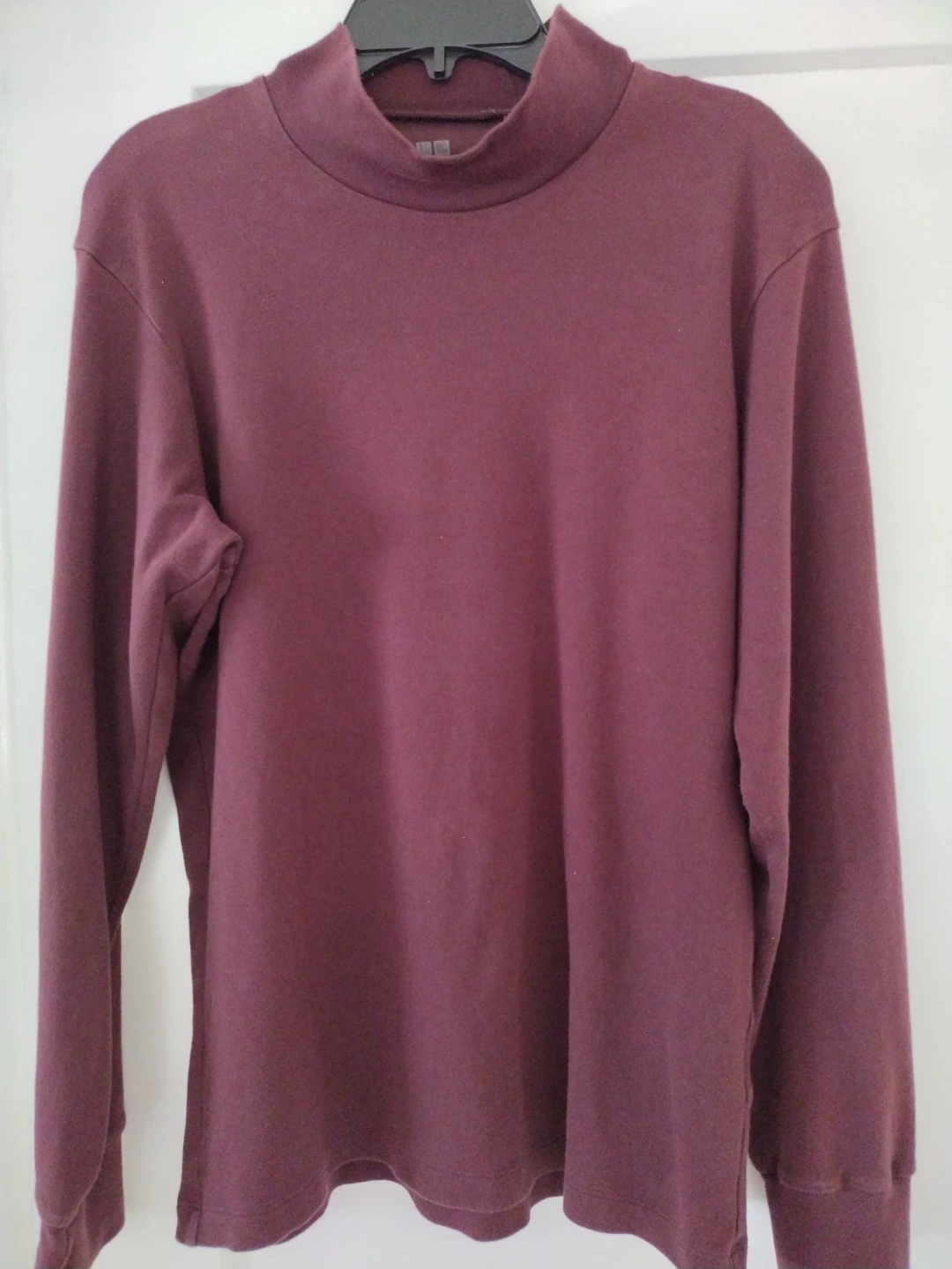 Uniqlo Mock Neck Long Sleeve Shirt Burgundy Size S