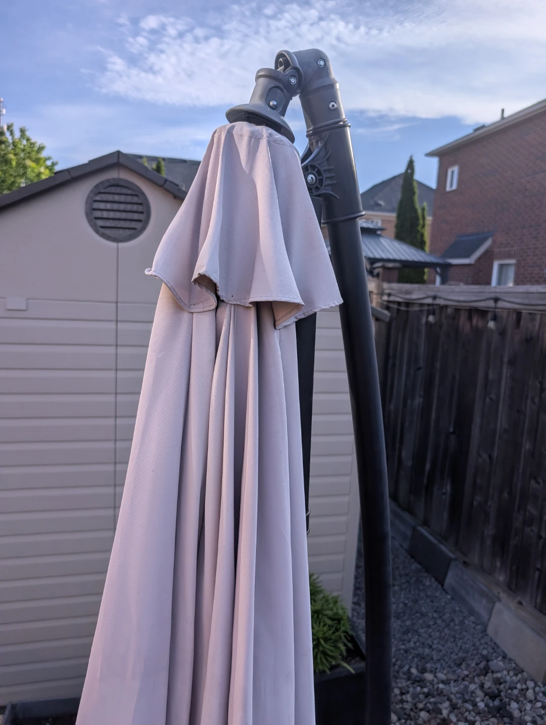 FREE - 10' Cantilever Patio Umbrella - READ - photo 4