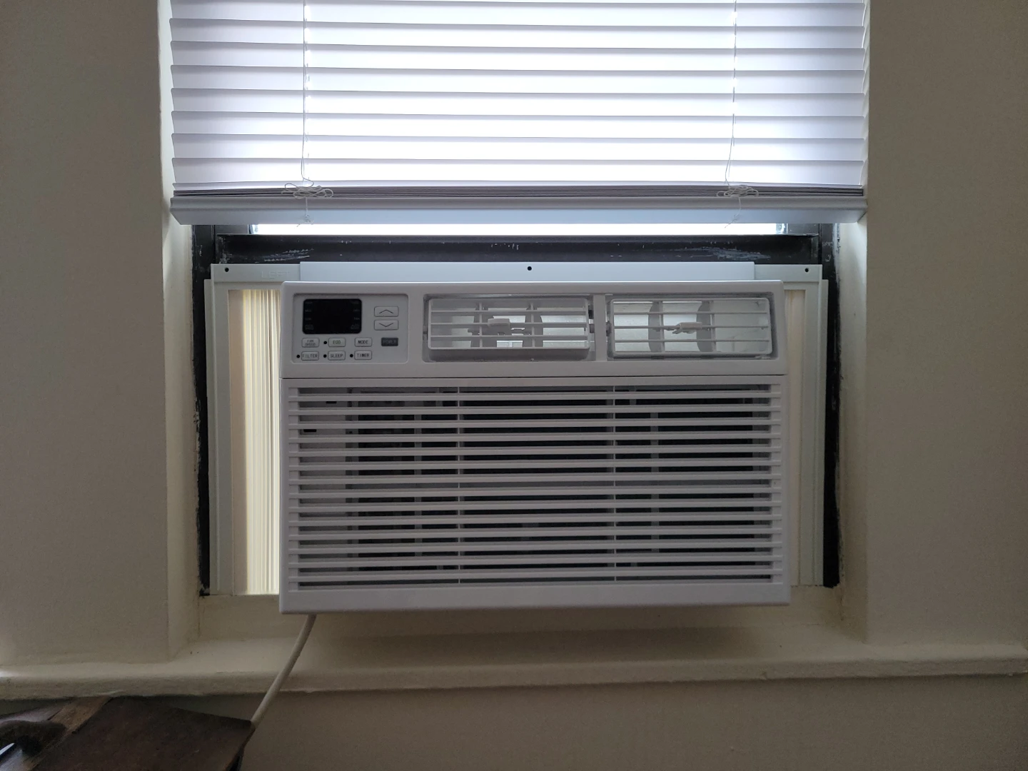 KISSAIR 8,000 BTU Window Air Conditioner