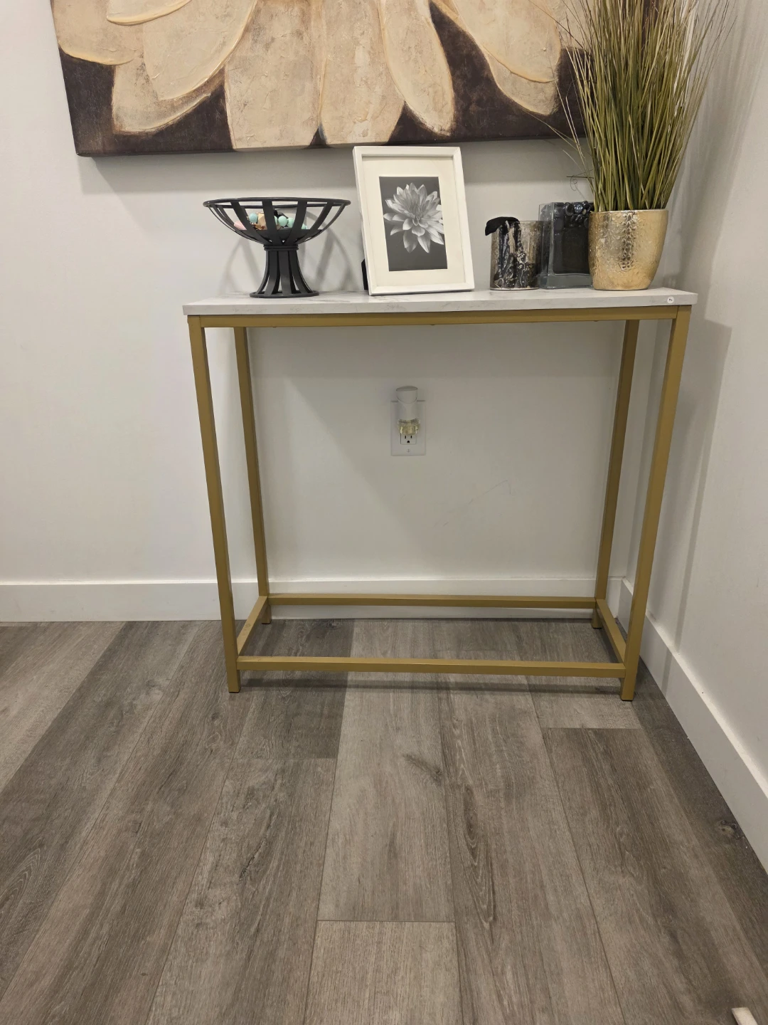 Entryway Table  console - photo 3