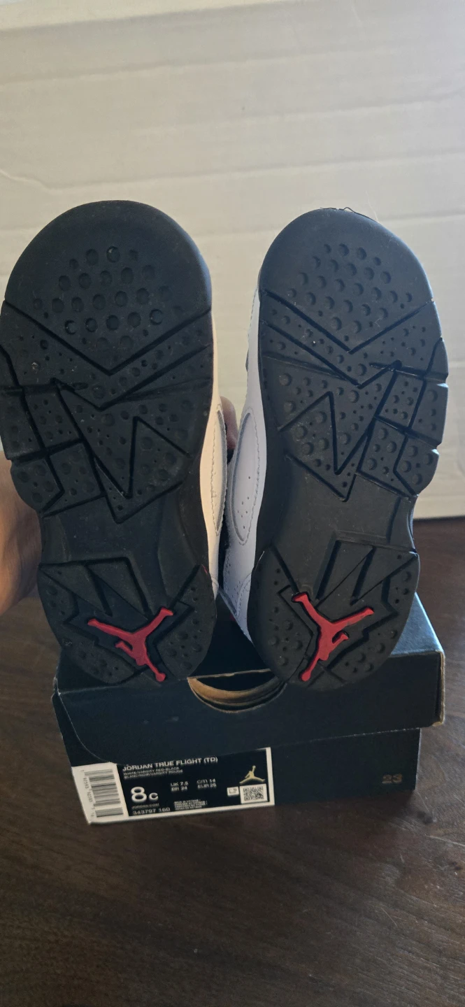 Jordan True Flight 8C, Jordan Fadeaway 6C, Sky Jordan 5C - photo 2