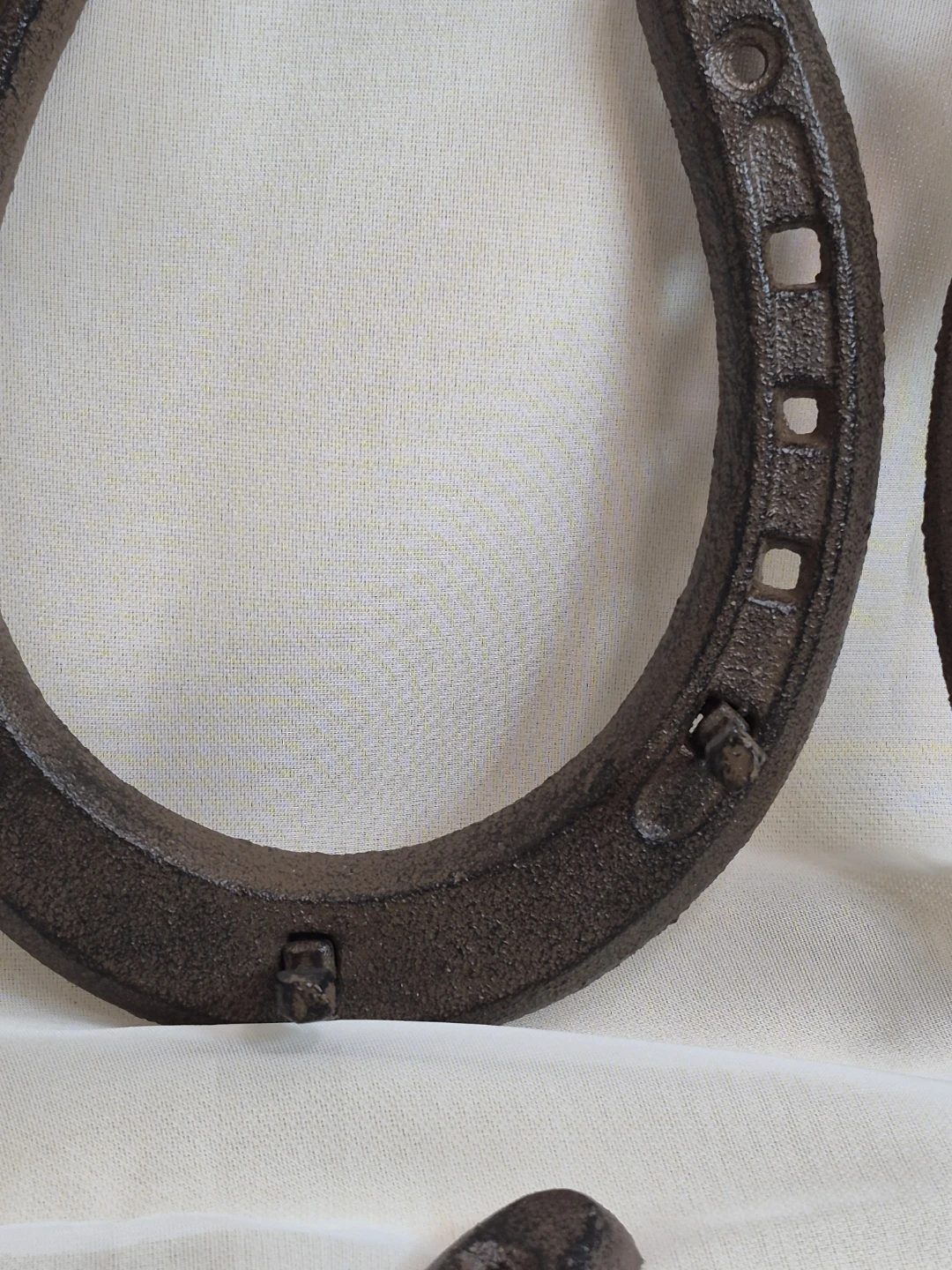 3 Cast Iron Horse Wall Hanging Decor with 3 Hooks on each - photo 3