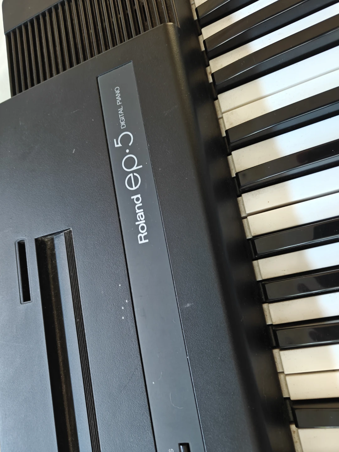 Roland EP 5 keyboard - photo 3