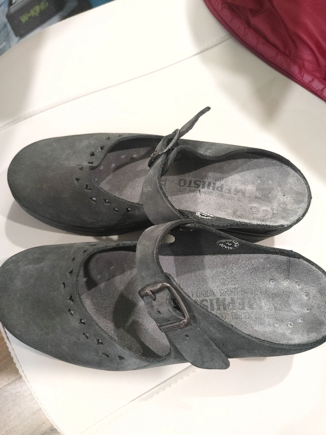 ⚽BLACK SUEDE NEW MEPHISTO LADIES EUROPEAN SIZE 37 U.S.7 - photo 2