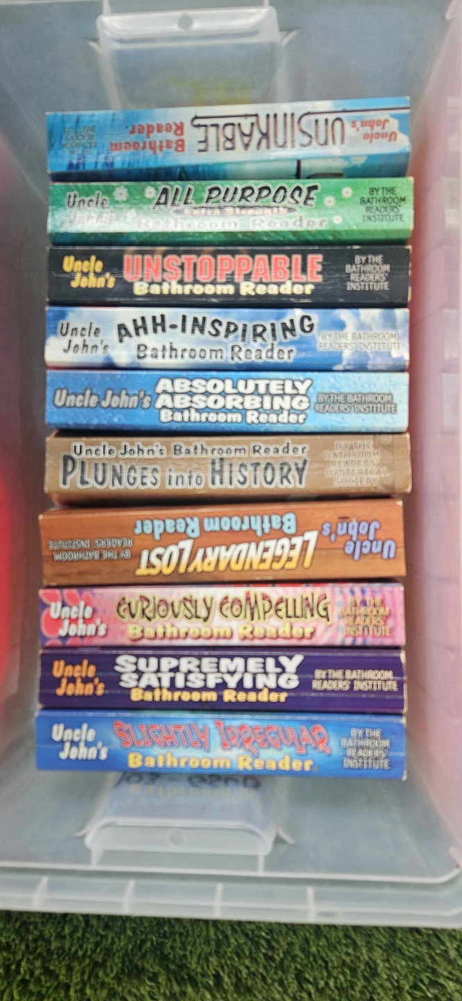 Uncle John's Bathroom Reader Book Lot