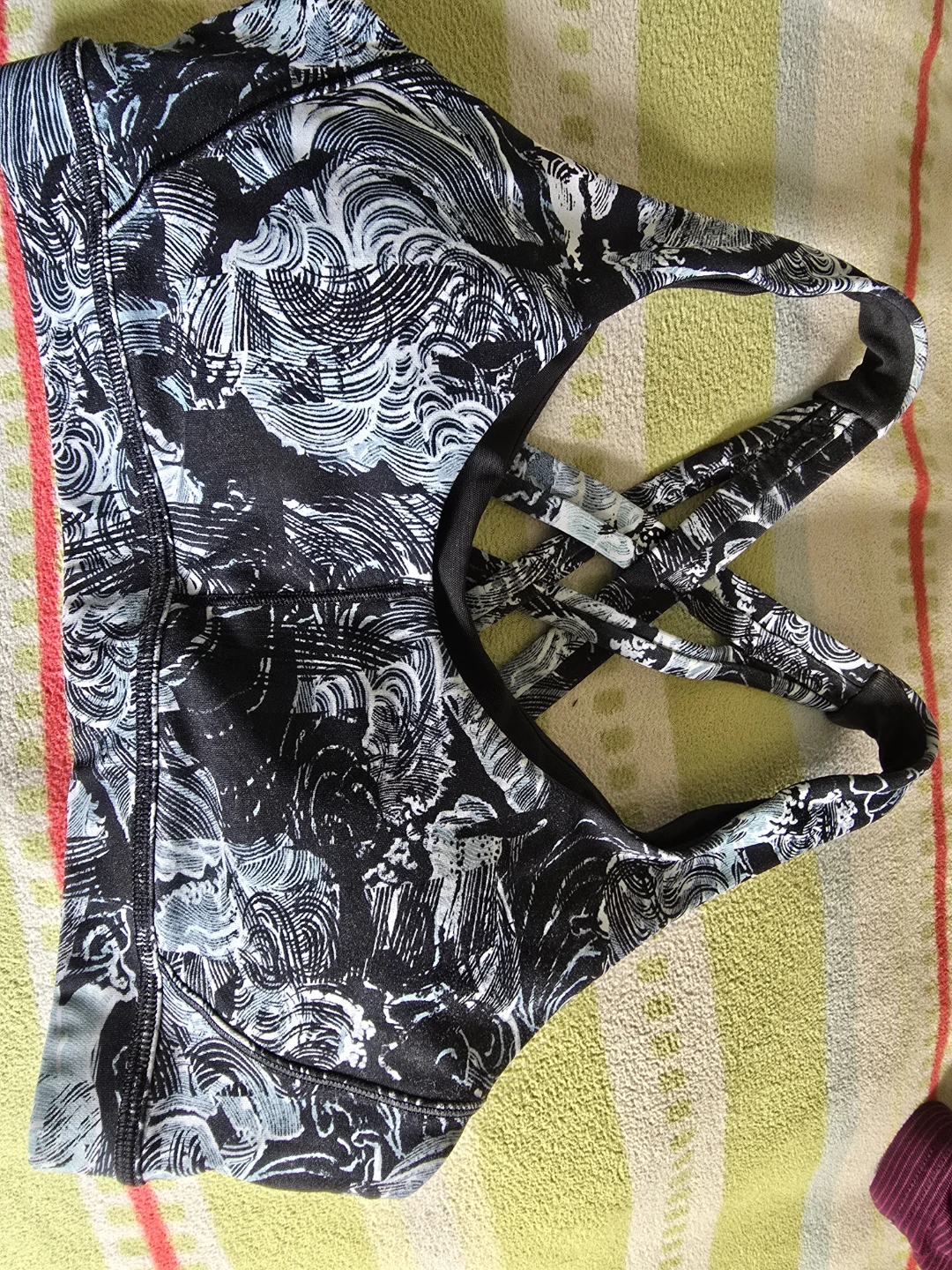 Lululemon Sports Bra size 6