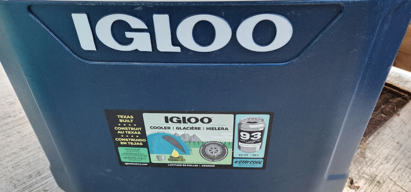 Igloo Latitude 60 Roller Cooler - photo 2