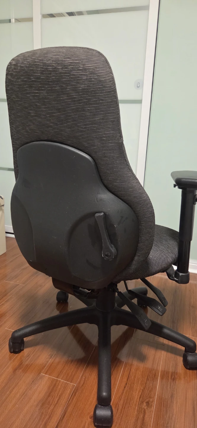 Ergonomic Office Chair - photo 2