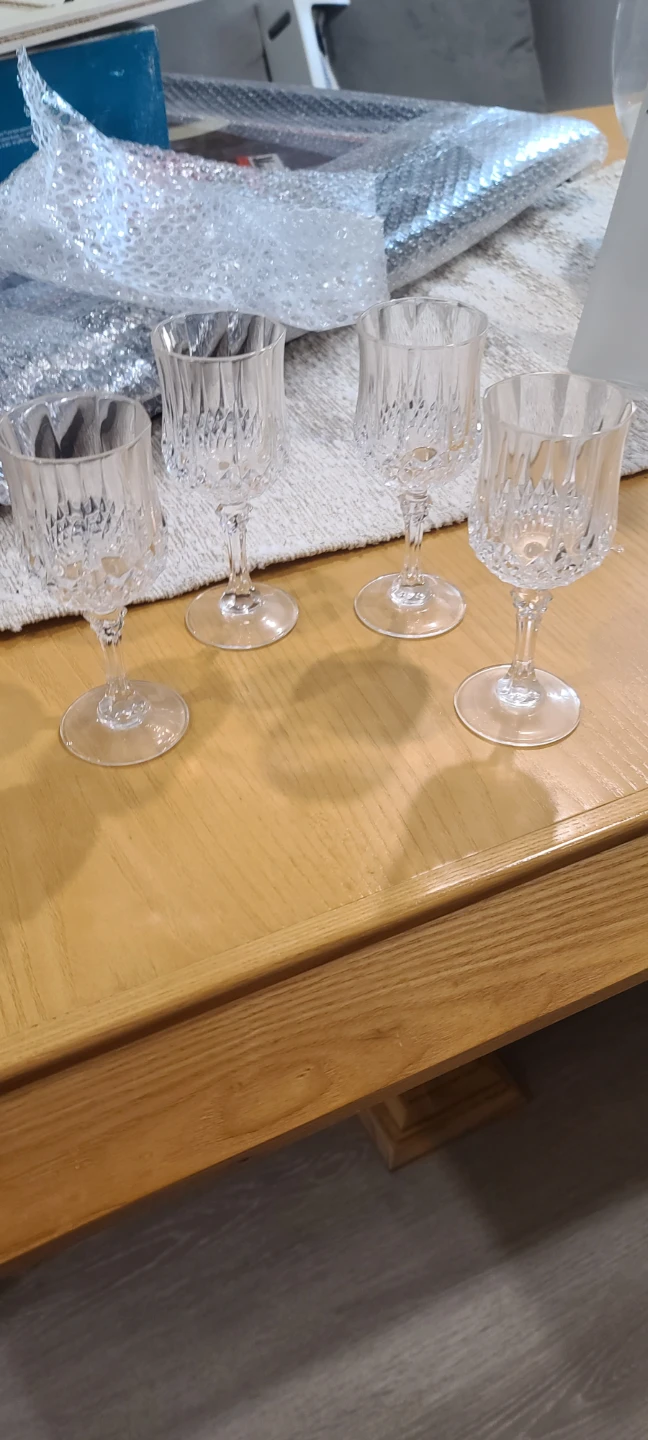 Set of 16 Crystal Cut Wine Glasses - photo 3
