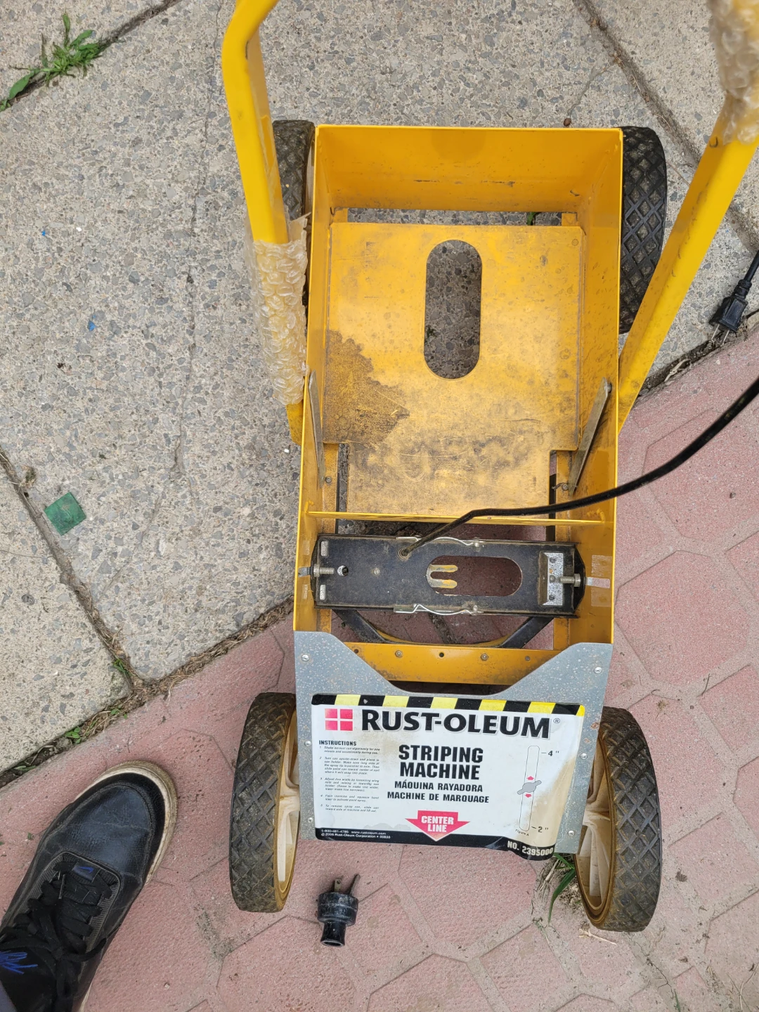 Rust-Oleum Striping Line Painting Machine - photo 3