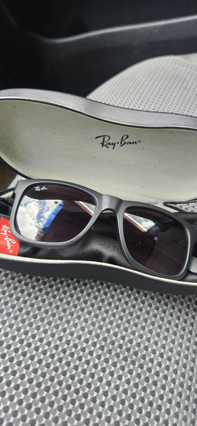 Ray-Ban Sunglasses - photo 2