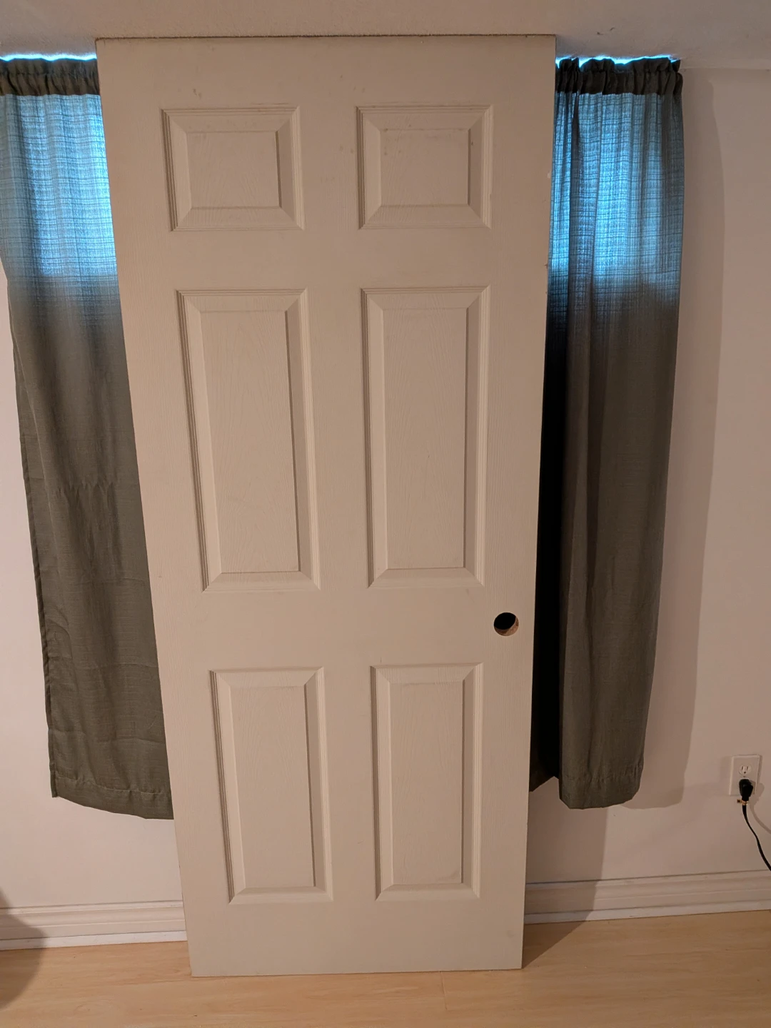 Interior Six-Panel Door - 32 x 80"