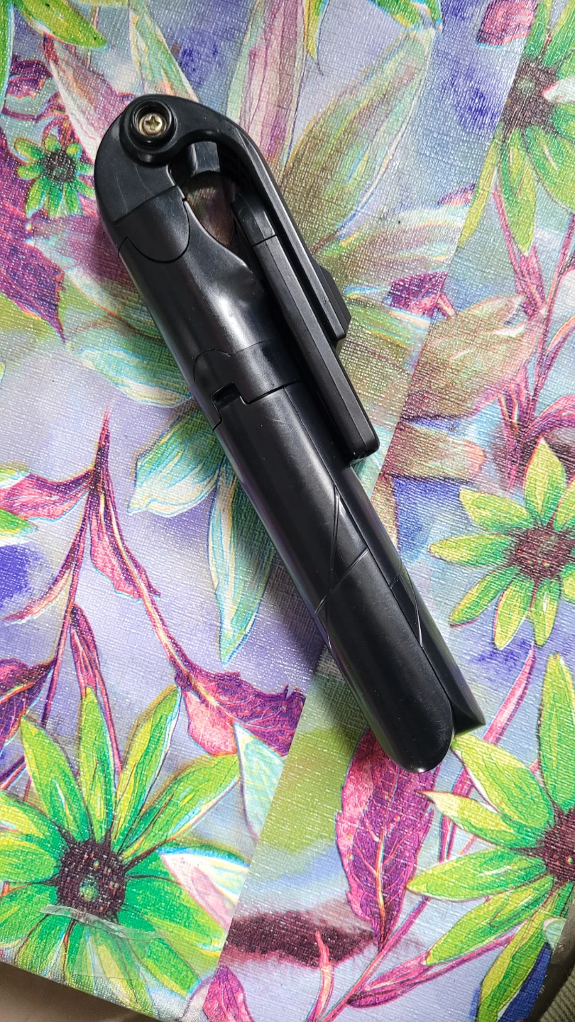 Black Selfie Stick Tripod for Phones - photo 3