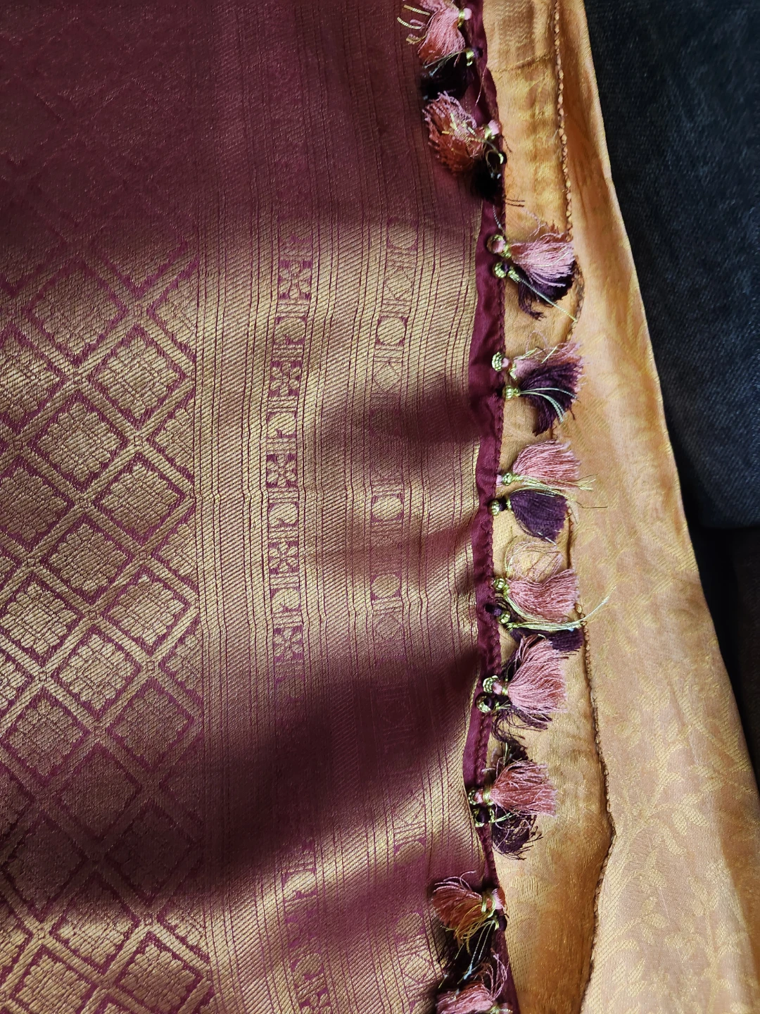 Designer Silk Saree with Embellished Blouse - photo 5