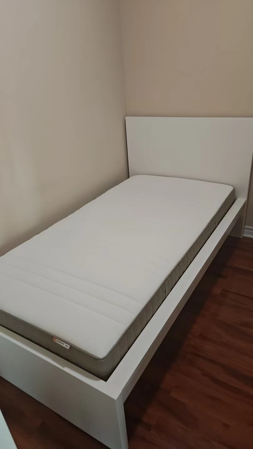 IKEA MALM Twin Bed Frame with Mattress