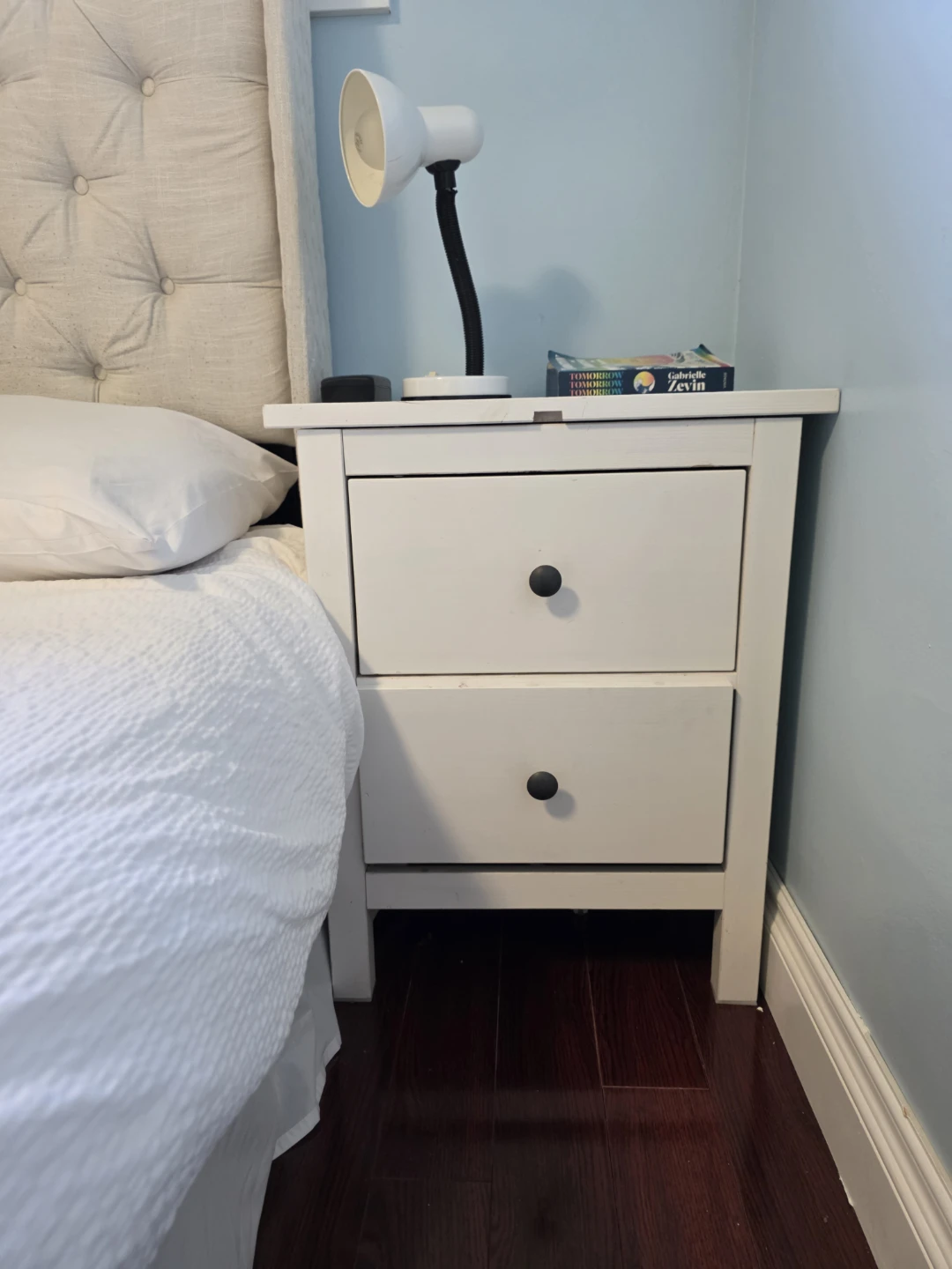 White 2-Drawer Nightstand - photo 3